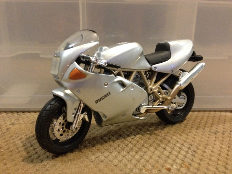 Illustration for article titled Anything Goes Saturday! 1:18 Bikes Again